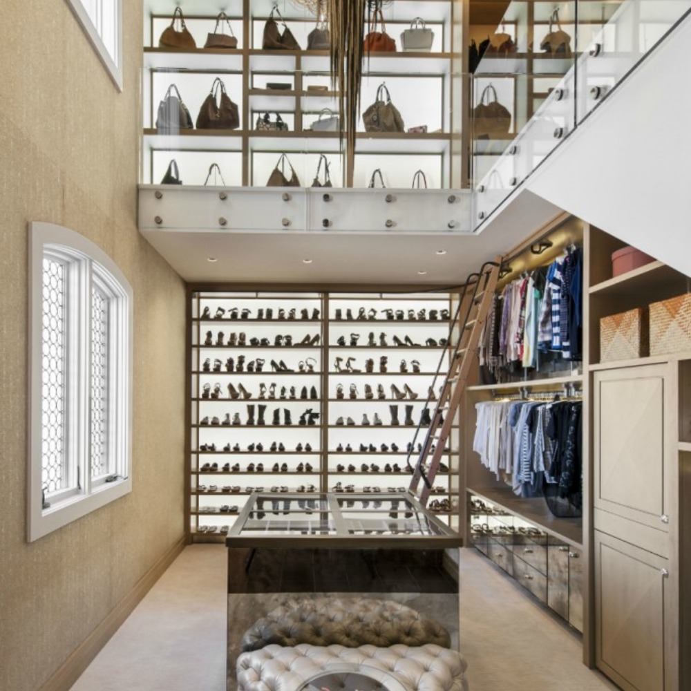 Meet your Posher, Lorejie